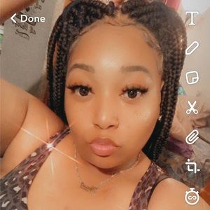 Meet your Posher, Kiara